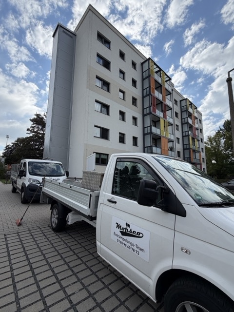 Persönliche Besichtigung in Borna Persönliche Besichtigung eines Objekts in Borna durch MOPSEO