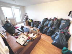 Wohnung vor Renovierung und Reinigung durch MOPSEO